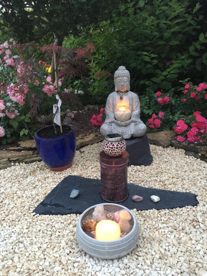 Le Jardin De Theleme Charme Discret Pour Un Nid Douillet *