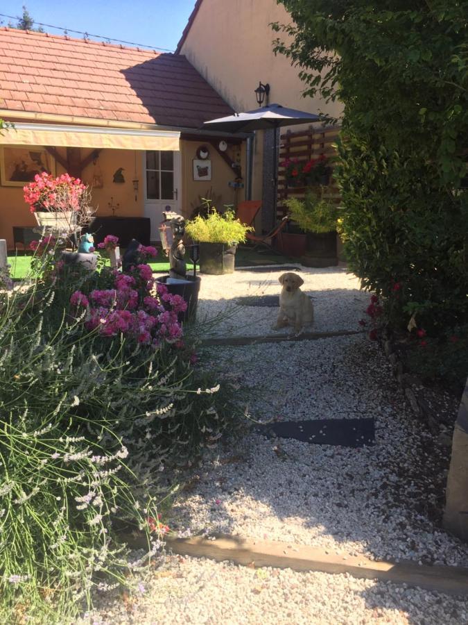 Le Jardin De Theleme Charme Discret Pour Un Nid Douillet Hébergement de vacances *